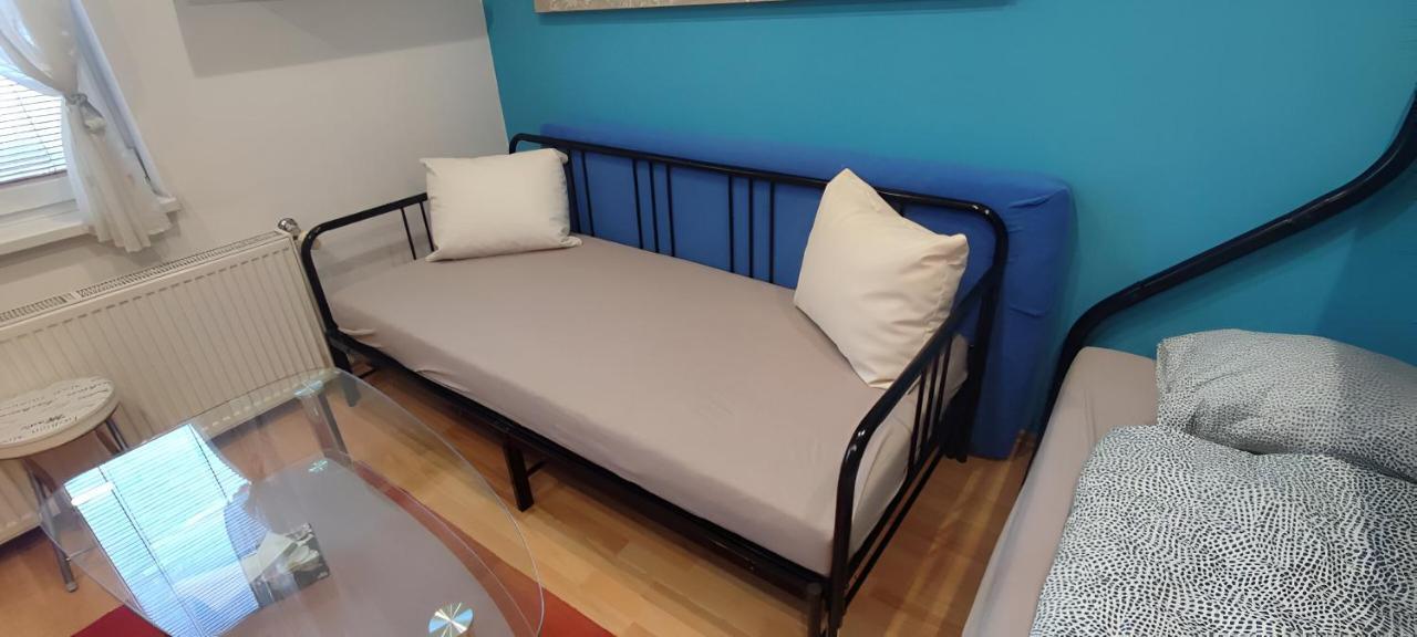 Blue Apartment In City Center, Best Location Братислава Екстер'єр фото