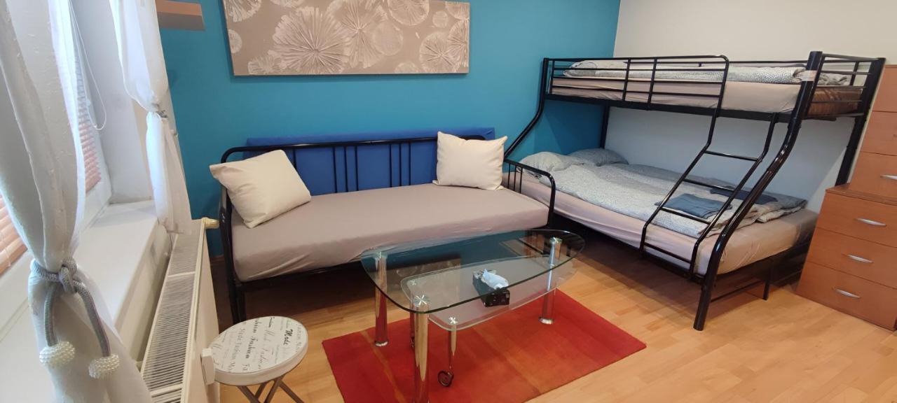 Blue Apartment In City Center, Best Location Братислава Екстер'єр фото